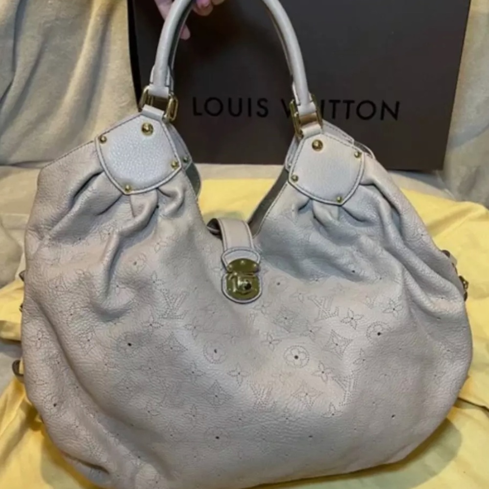 Louis Vuitton Monogram Mahina GM Leather slightly used